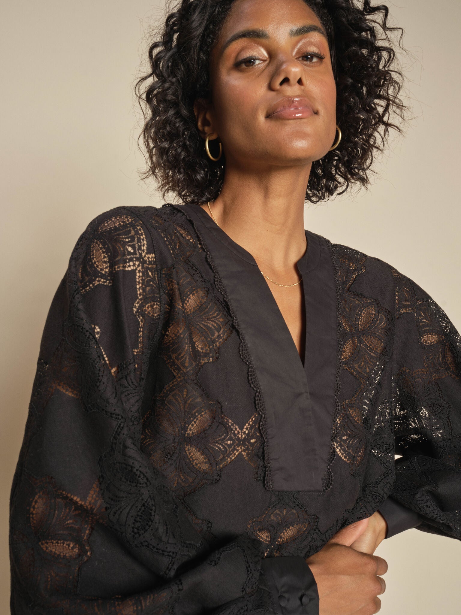 Modelshot / Black / Detail